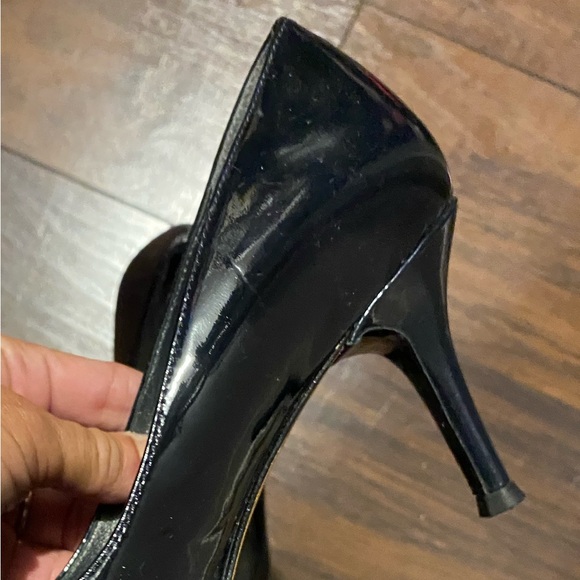 Stuart Weitzman open toe pumps - Picture 9 of 9